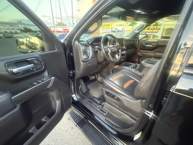GMC Sierra 1500 4WD Crew Cab 147" AT4 2021