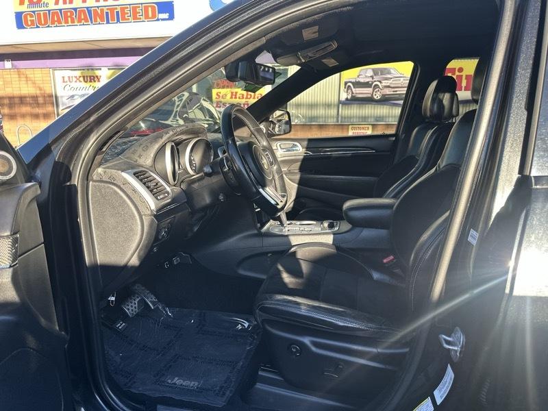 Jeep Grand Cherokee 4WD 4dr SRT8 2012