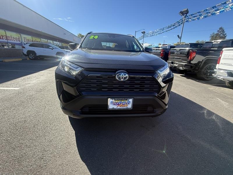 Toyota RAV4 Hybrid XLE AWD (Natl) 2024
