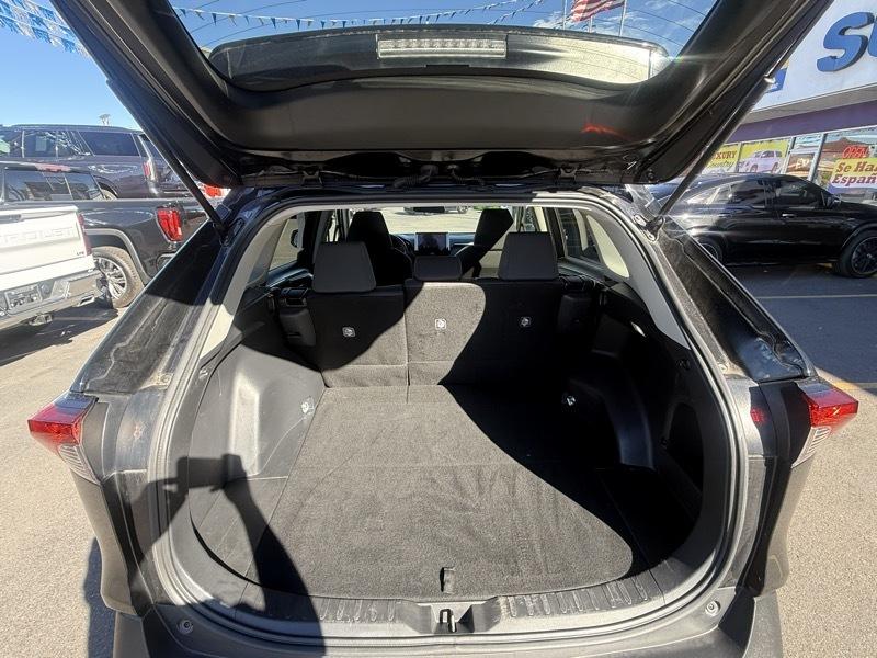 Toyota RAV4 Hybrid XLE AWD (Natl) 2024