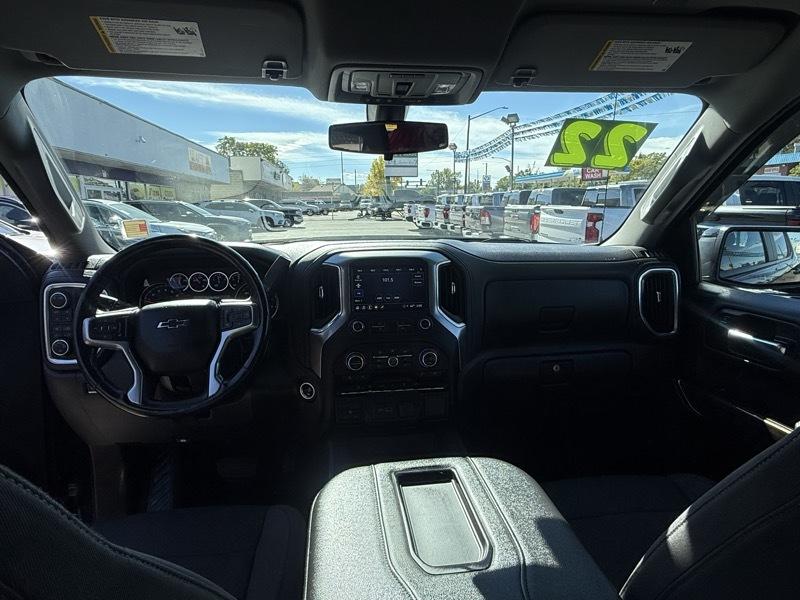 Chevrolet Silverado 1500 LTD 4WD Crew Cab 147" RST 2022