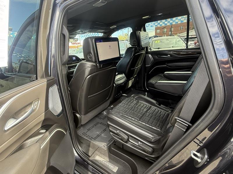 Cadillac Escalade 4WD 4dr Sport Platinum 2024