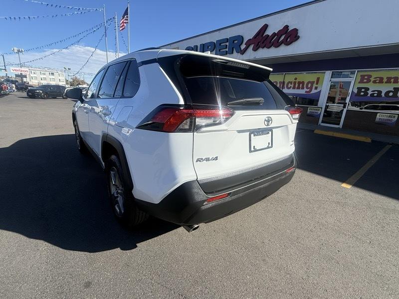 Toyota RAV4 Hybrid XLE AWD (Natl) 2025