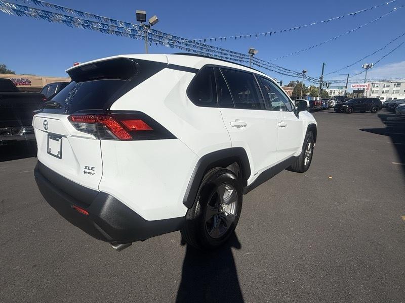 Toyota RAV4 Hybrid XLE AWD (Natl) 2025