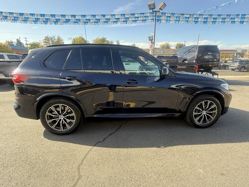 BMW X5 M50i Sports Activity Vehicle 2021