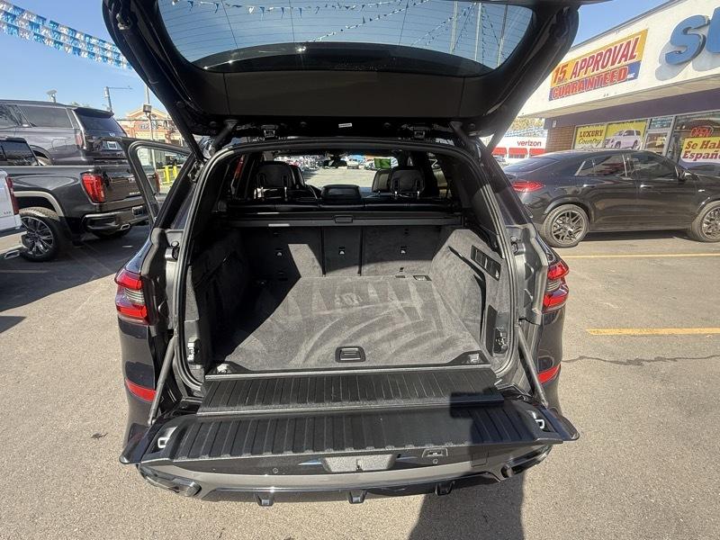 BMW X5 M50i Sports Activity Vehicle 2021