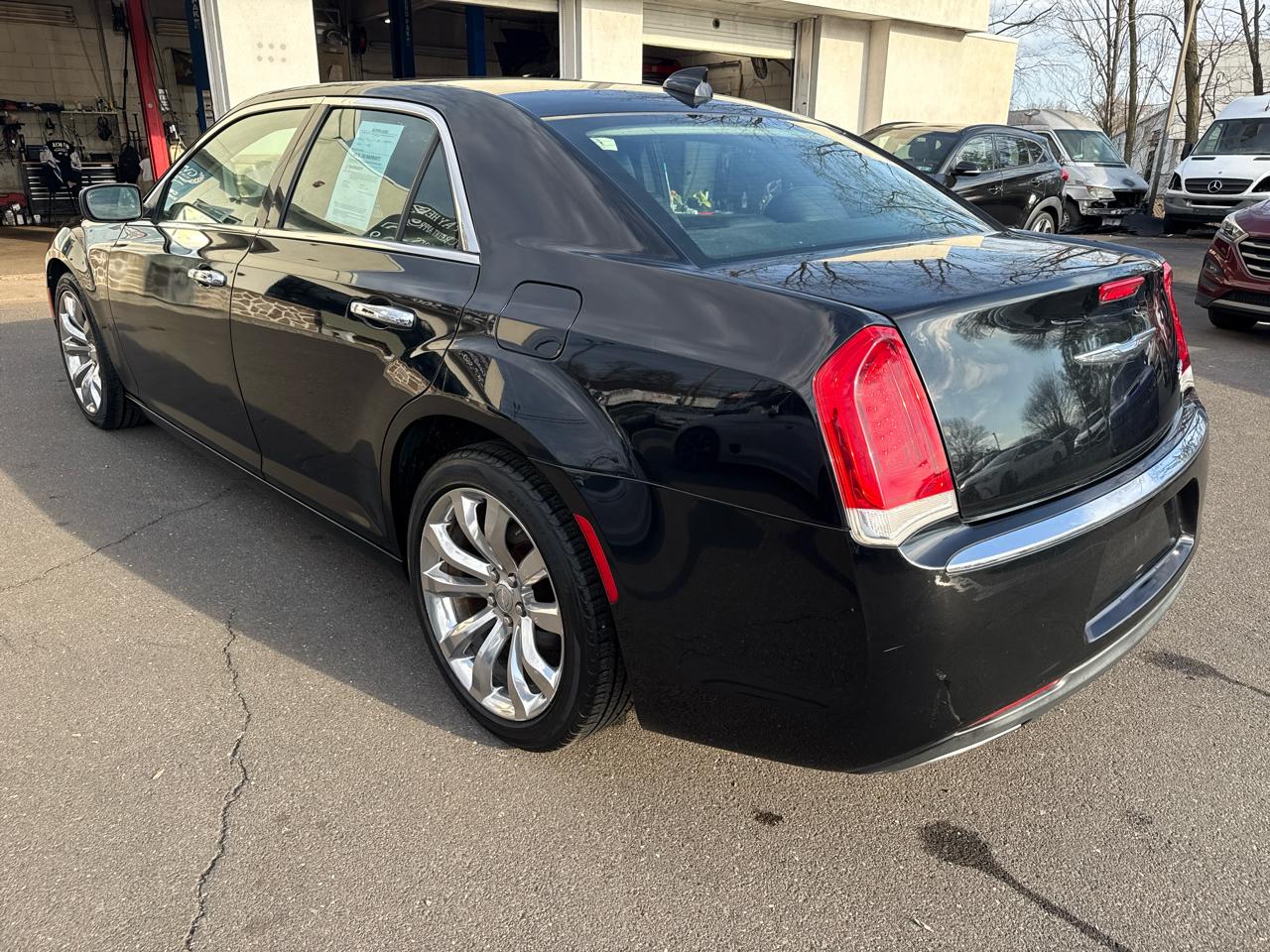 Chrysler 300 Limited RWD 2018