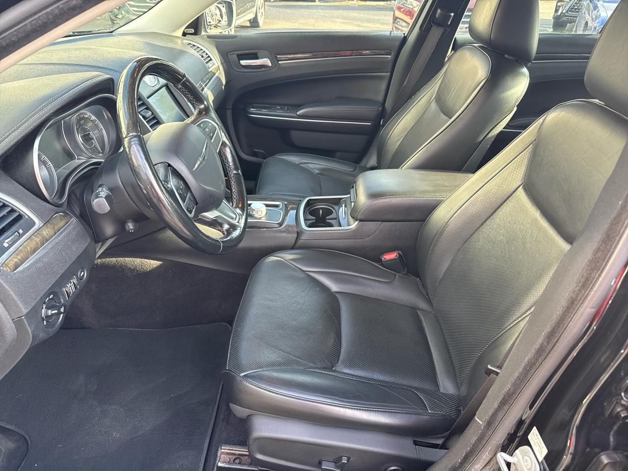 Chrysler 300 Limited RWD 2018