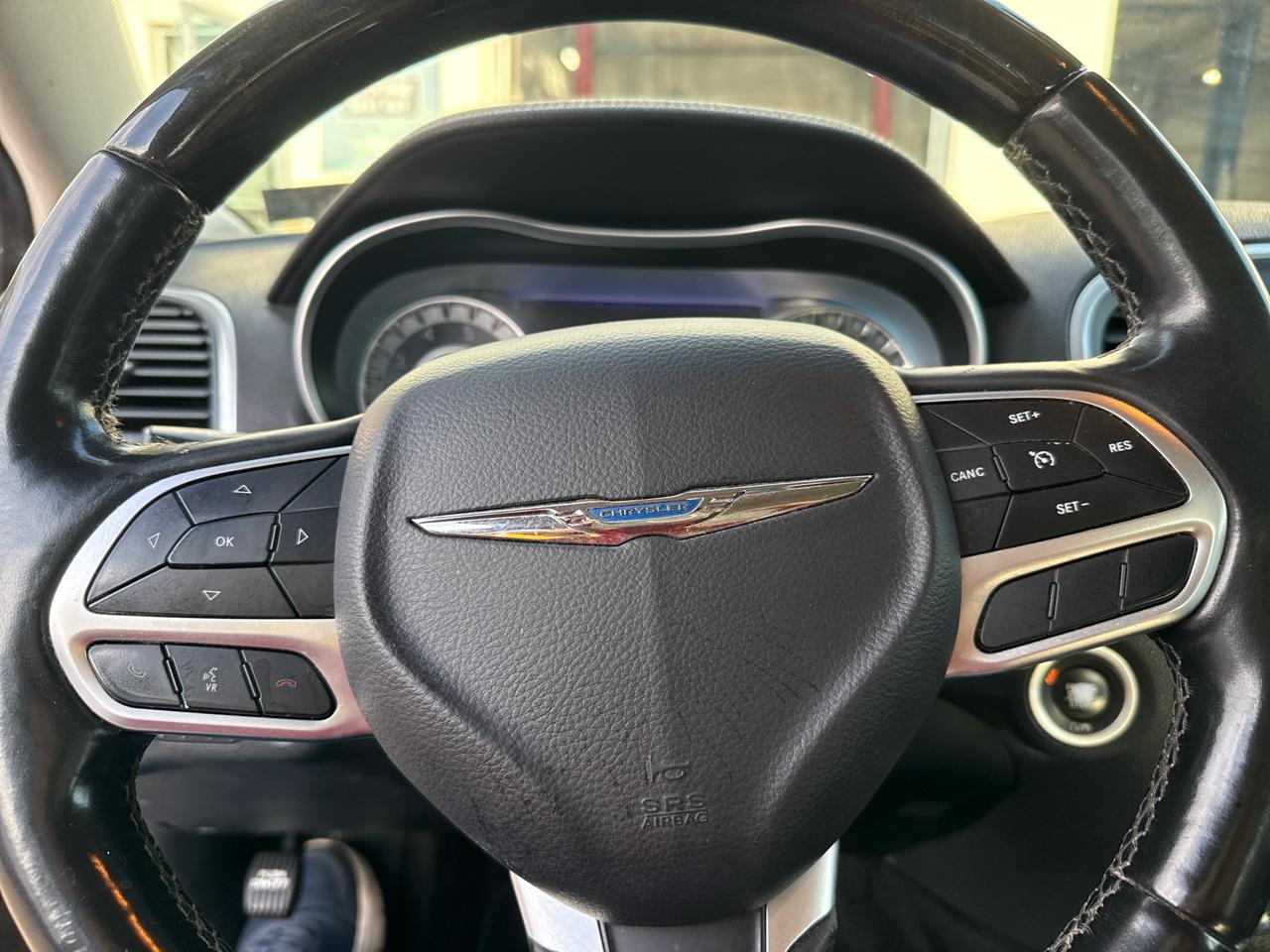 Chrysler 300 Limited RWD 2018