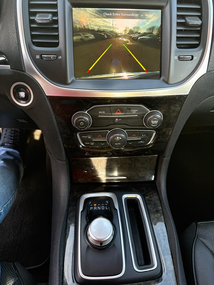 Chrysler 300 Limited RWD 2018