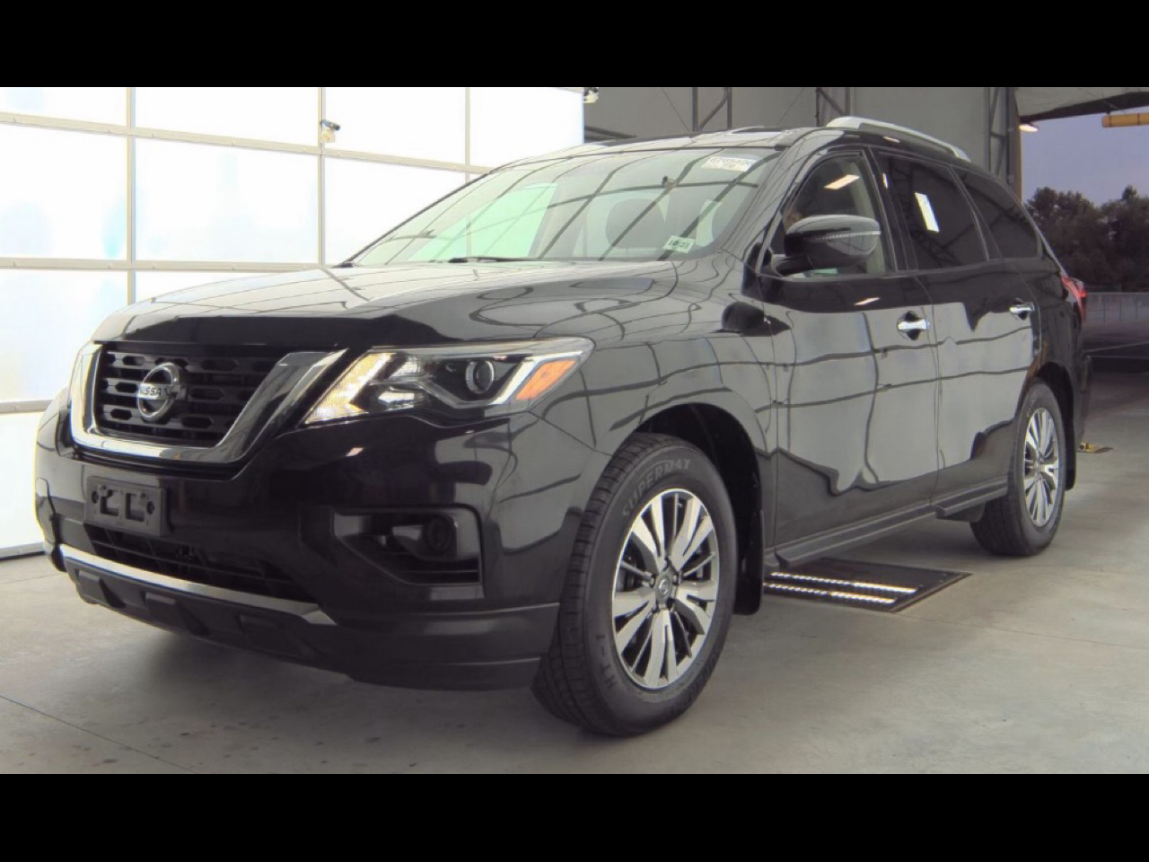 2018 Nissan Pathfinder Platinum 4WD