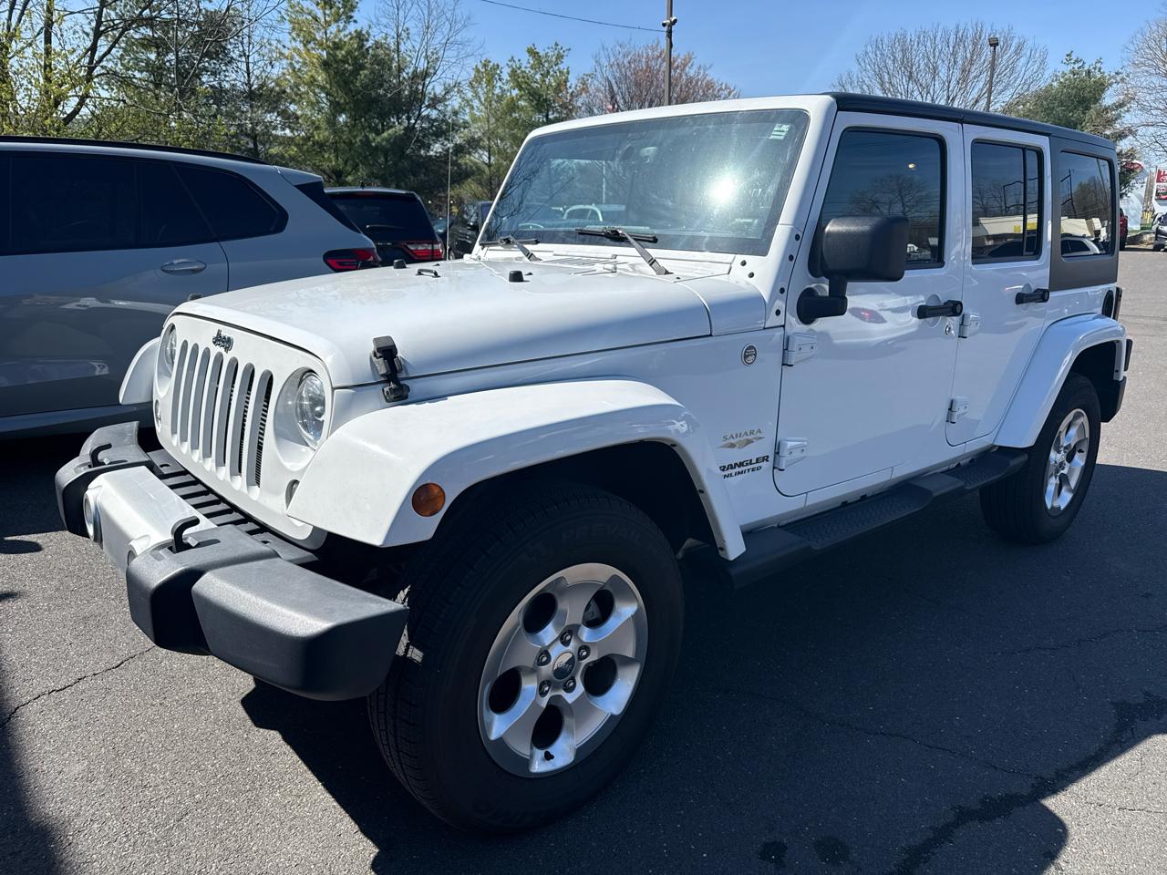 Jeep Wrangler Unlimited Sahara 4WD 2014
