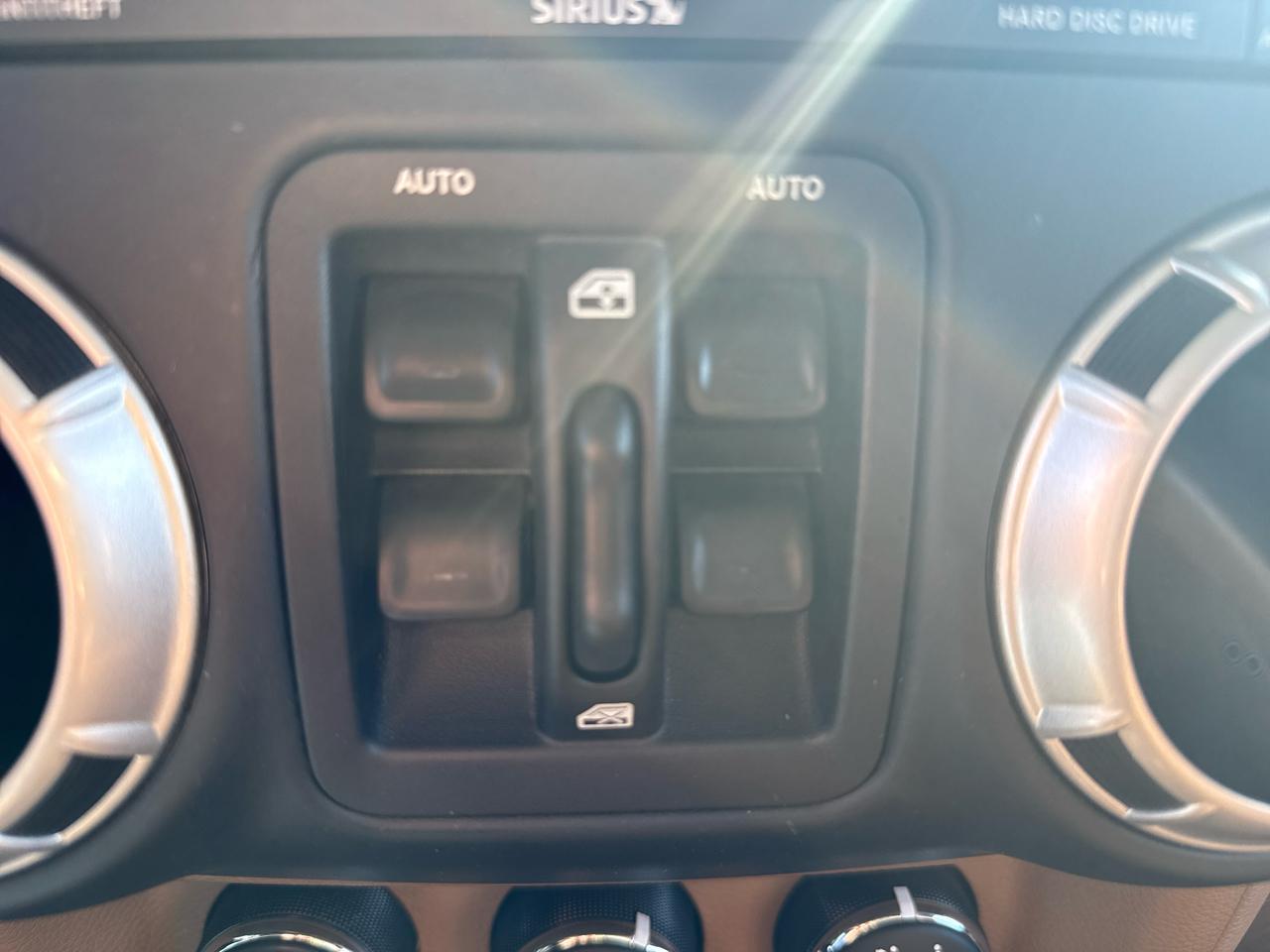 Jeep Wrangler Unlimited Sahara 4WD 2014