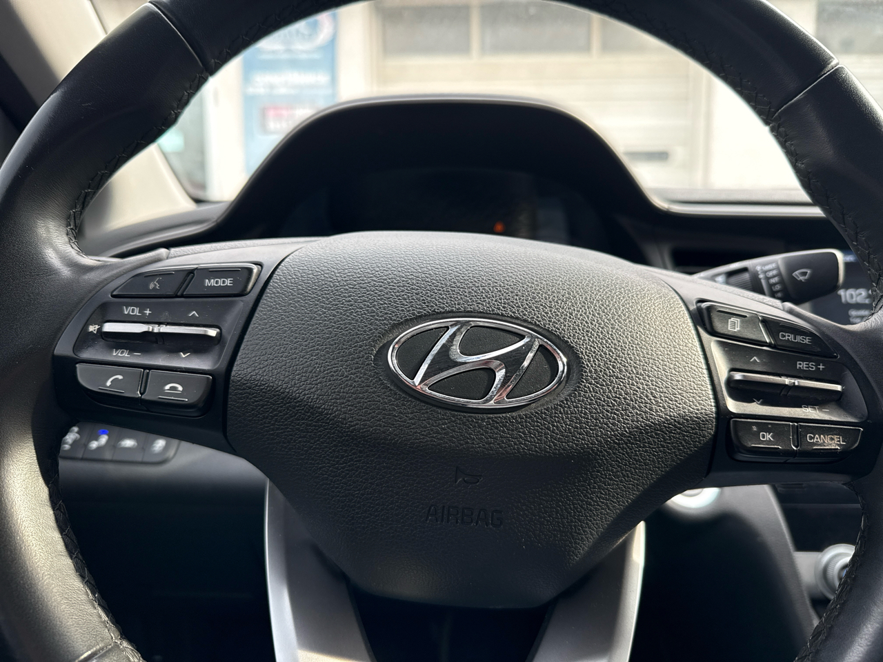 Hyundai Elantra Limited 2020