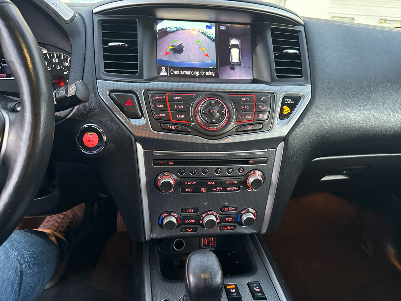 Nissan Pathfinder SL 4WD 2020