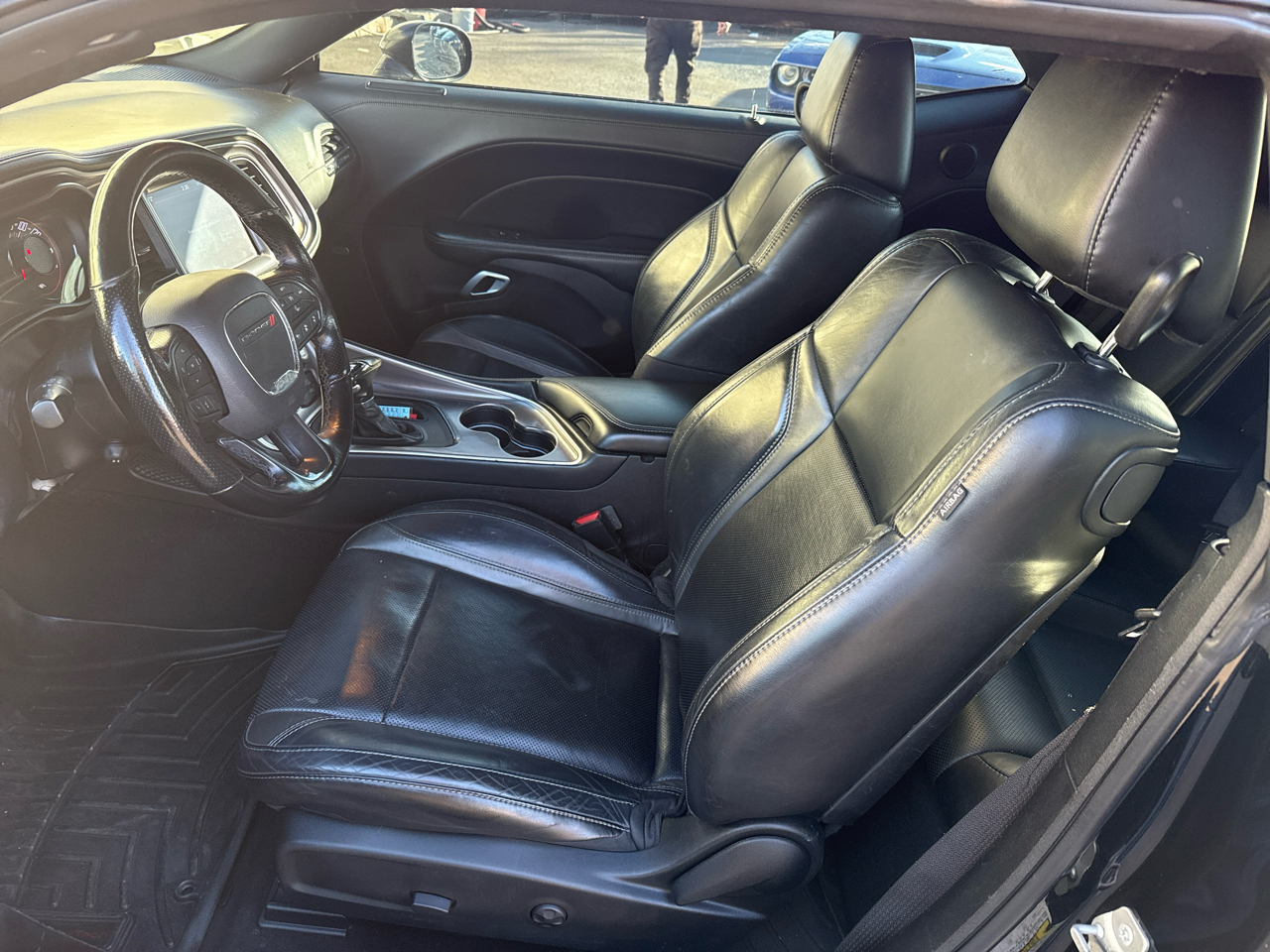 Dodge Challenger SXT 2021