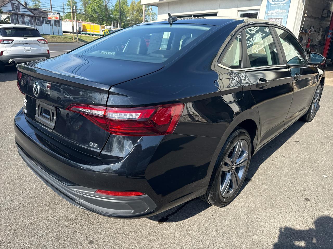 Volkswagen Jetta SE 2024