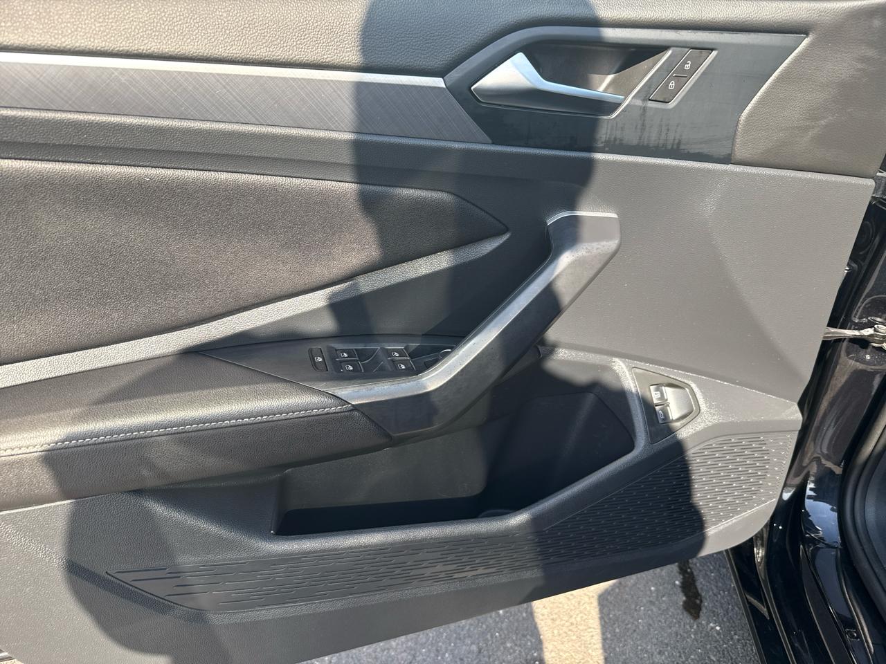 Volkswagen Jetta SE 2024