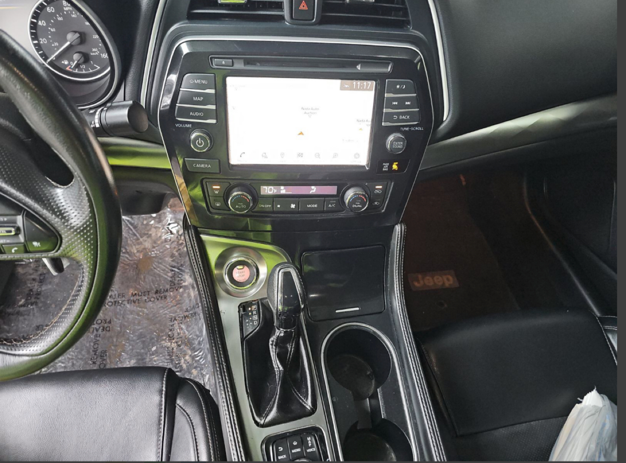 Nissan Maxima 3.5 SV 2021