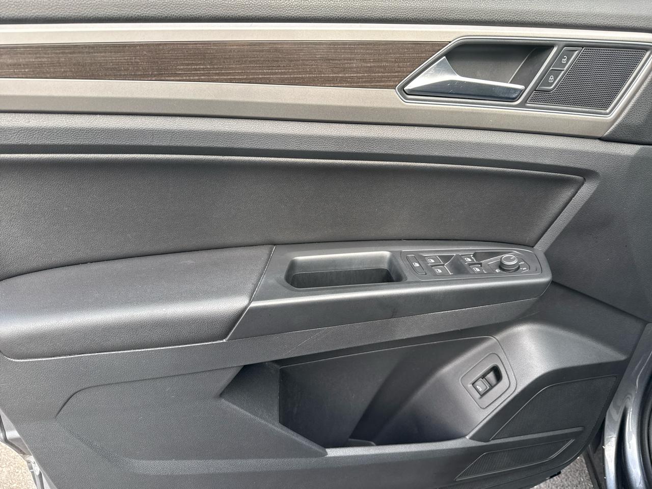 Volkswagen Atlas V6 SE w/Technology 2019