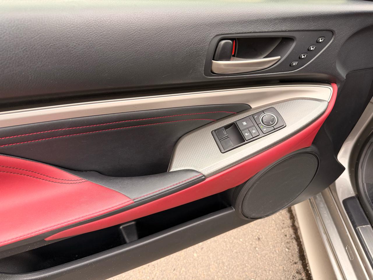 Lexus RC 300 F SPORT 2016