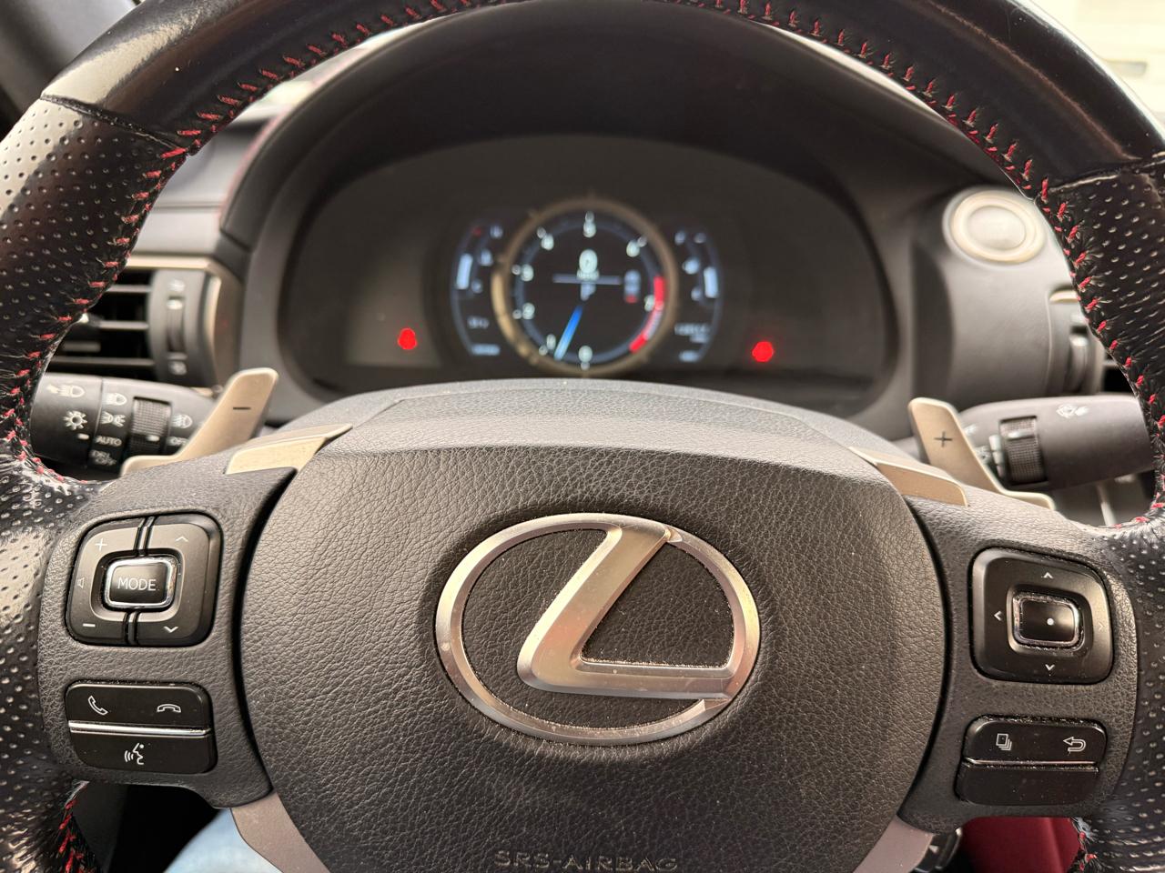 Lexus RC 300 F SPORT 2016