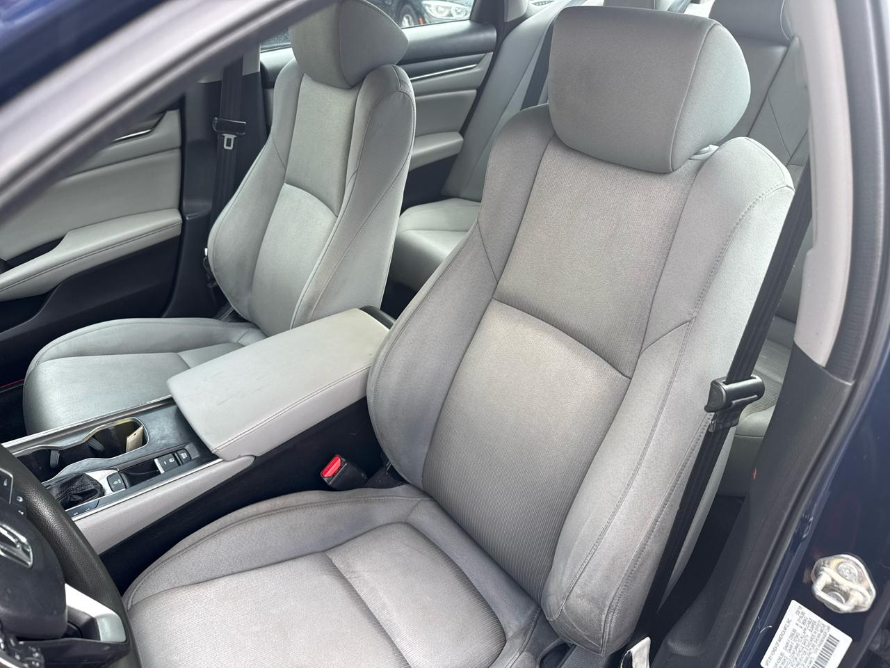 Honda Accord LX CVT 2018