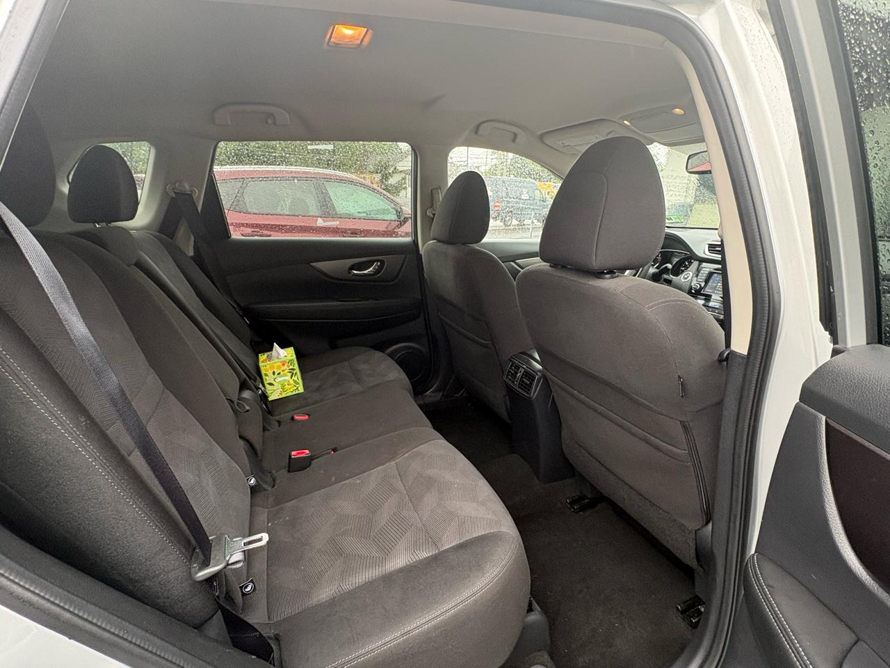 Nissan Rogue AWD 4dr SV 2016