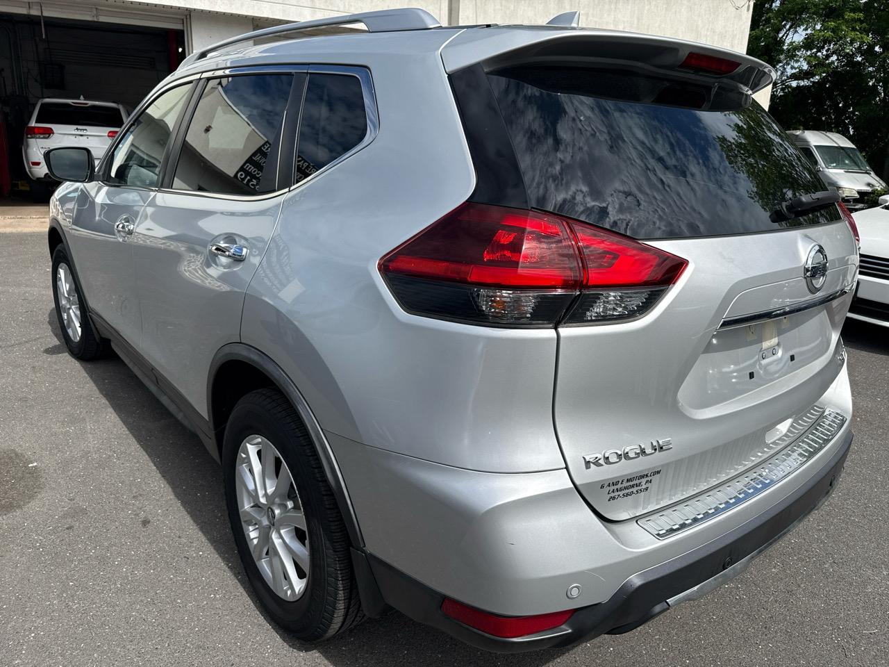 Nissan Rogue AWD 4dr SV 2016