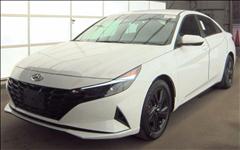 2022 Hyundai Elantra 