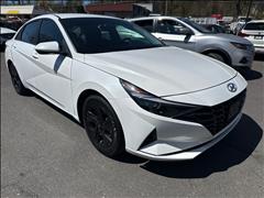 2022 Hyundai Elantra 