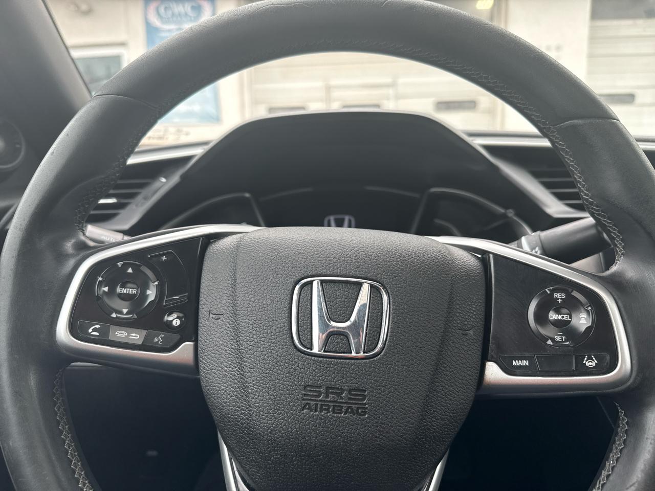 Honda Civic EX coupe 2020