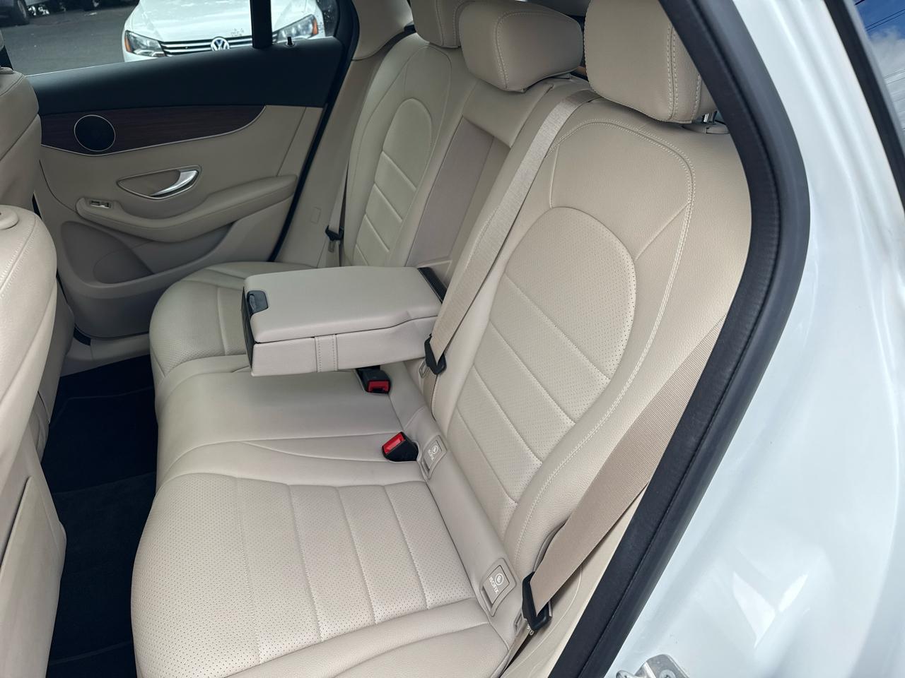 Mercedes-Benz GLC-Class GLC300 4MATIC 2020
