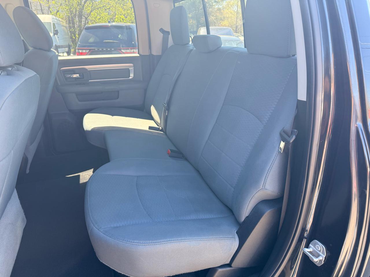 RAM 1500 SLT 2017