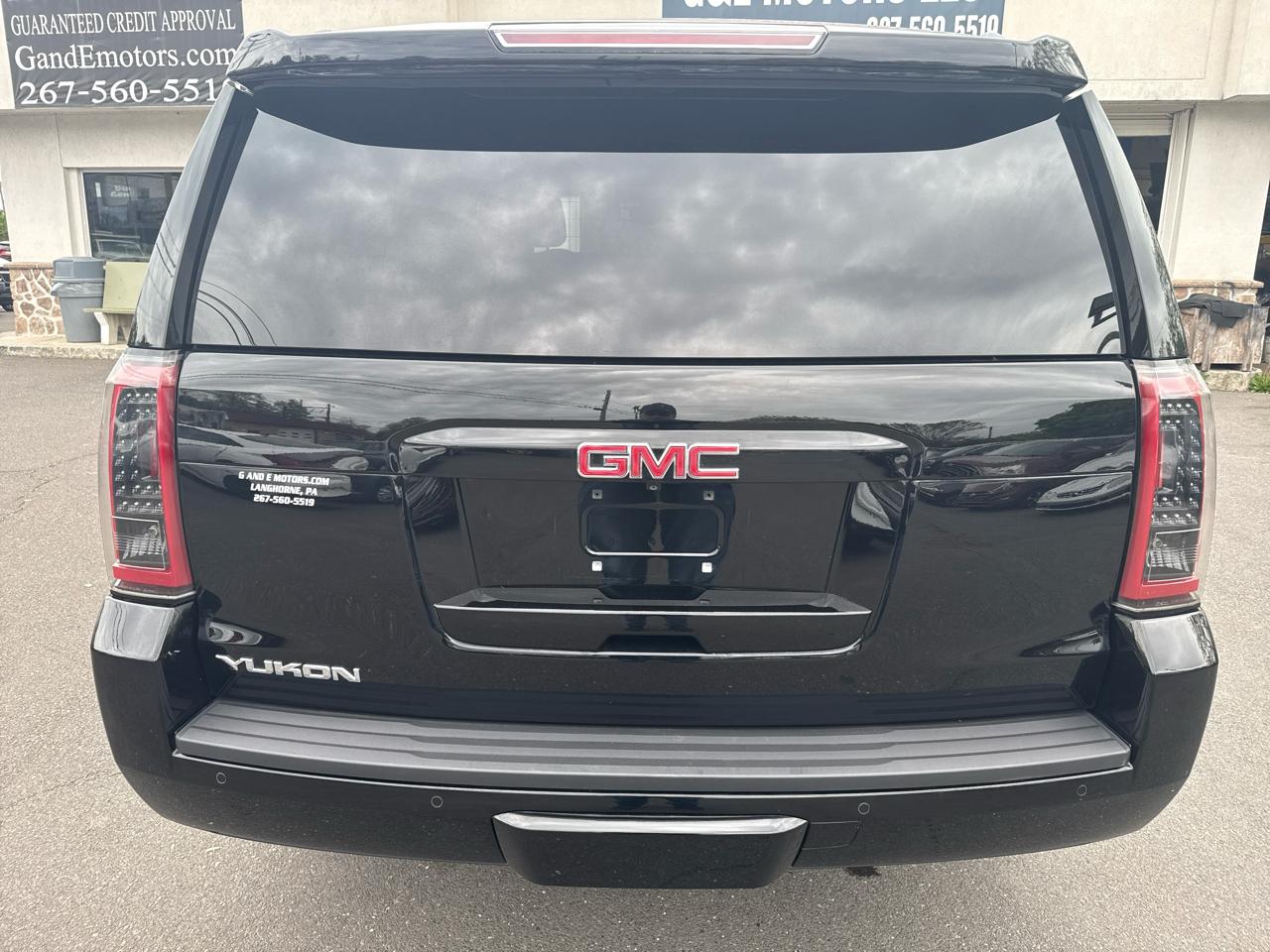 GMC Yukon SLT 4WD 2017