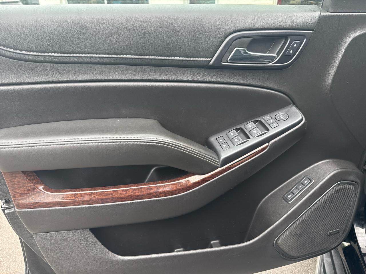 GMC Yukon SLT 4WD 2017
