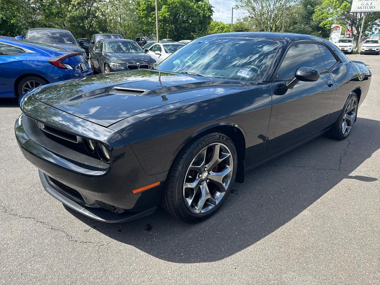 Dodge Challenger SXT 2015