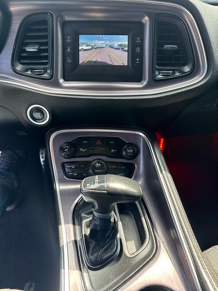 Dodge Challenger SXT 2015