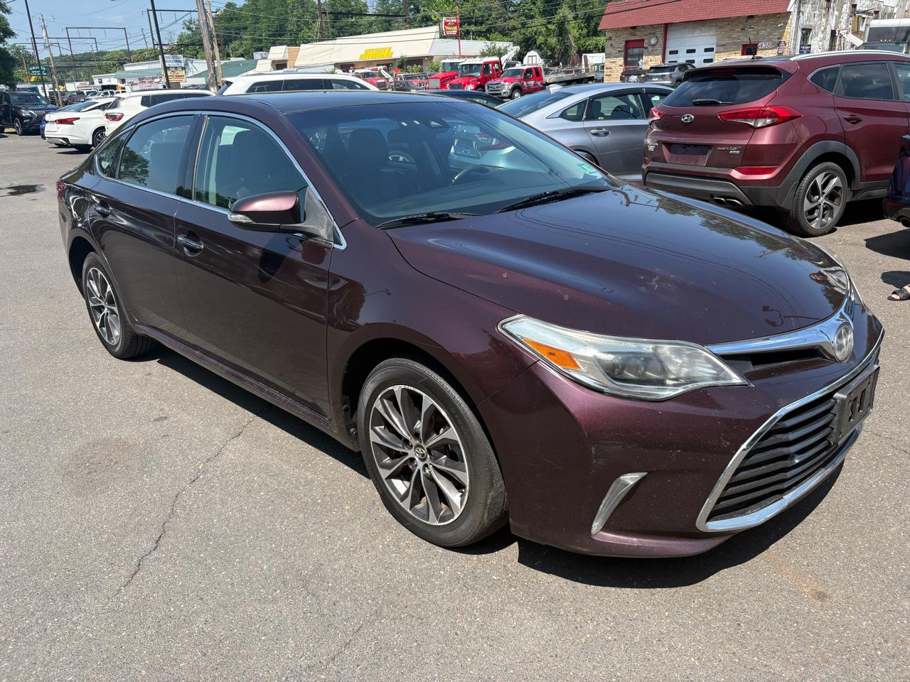 2017 Toyota Avalon XLE Plus