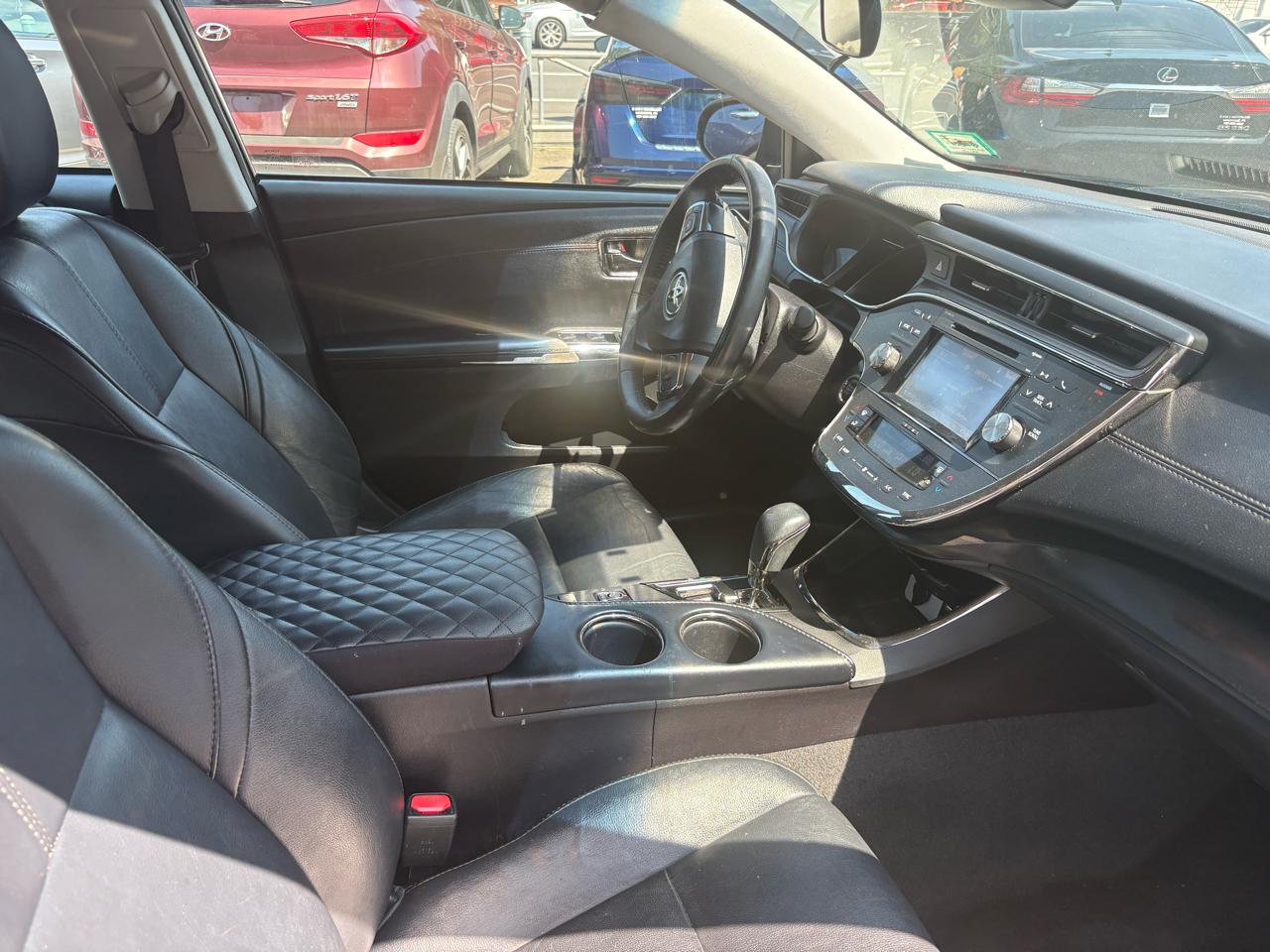 Toyota Avalon XLE Plus 2017