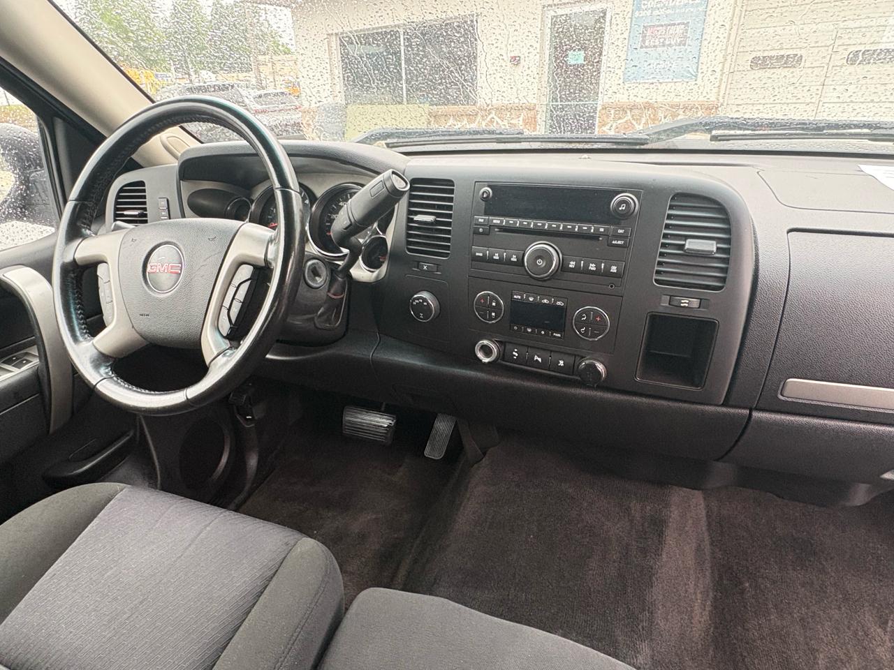 GMC Sierra 1500 SLE Ext. Cab 4WD 2011