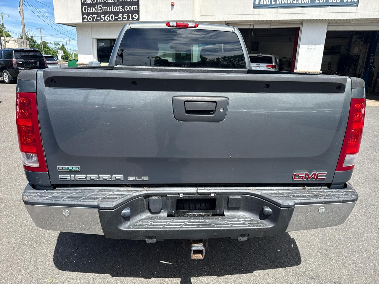 GMC Sierra 1500 SLE Ext. Cab 4WD 2011