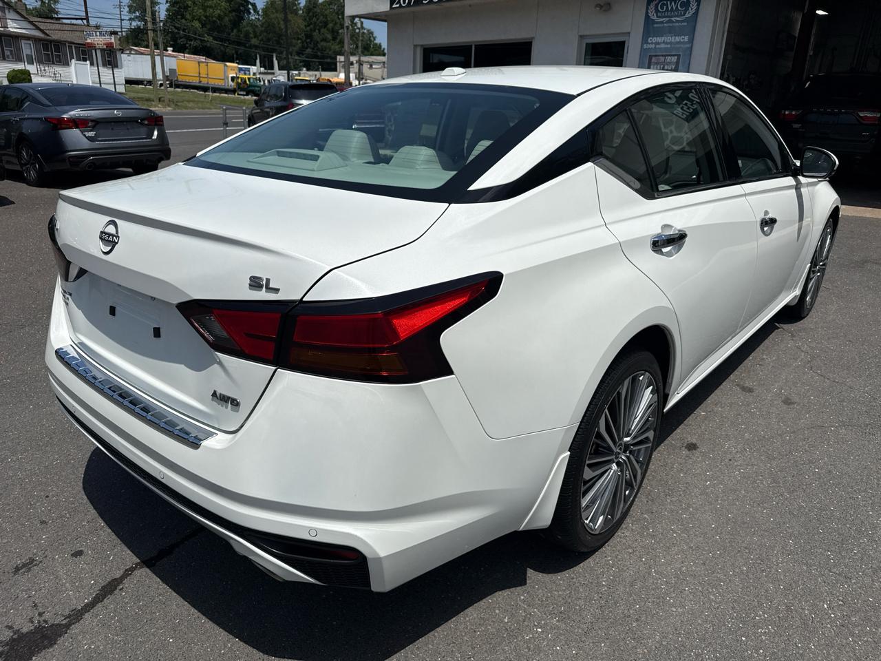 Nissan Altima 2.5 SL AWD 2023