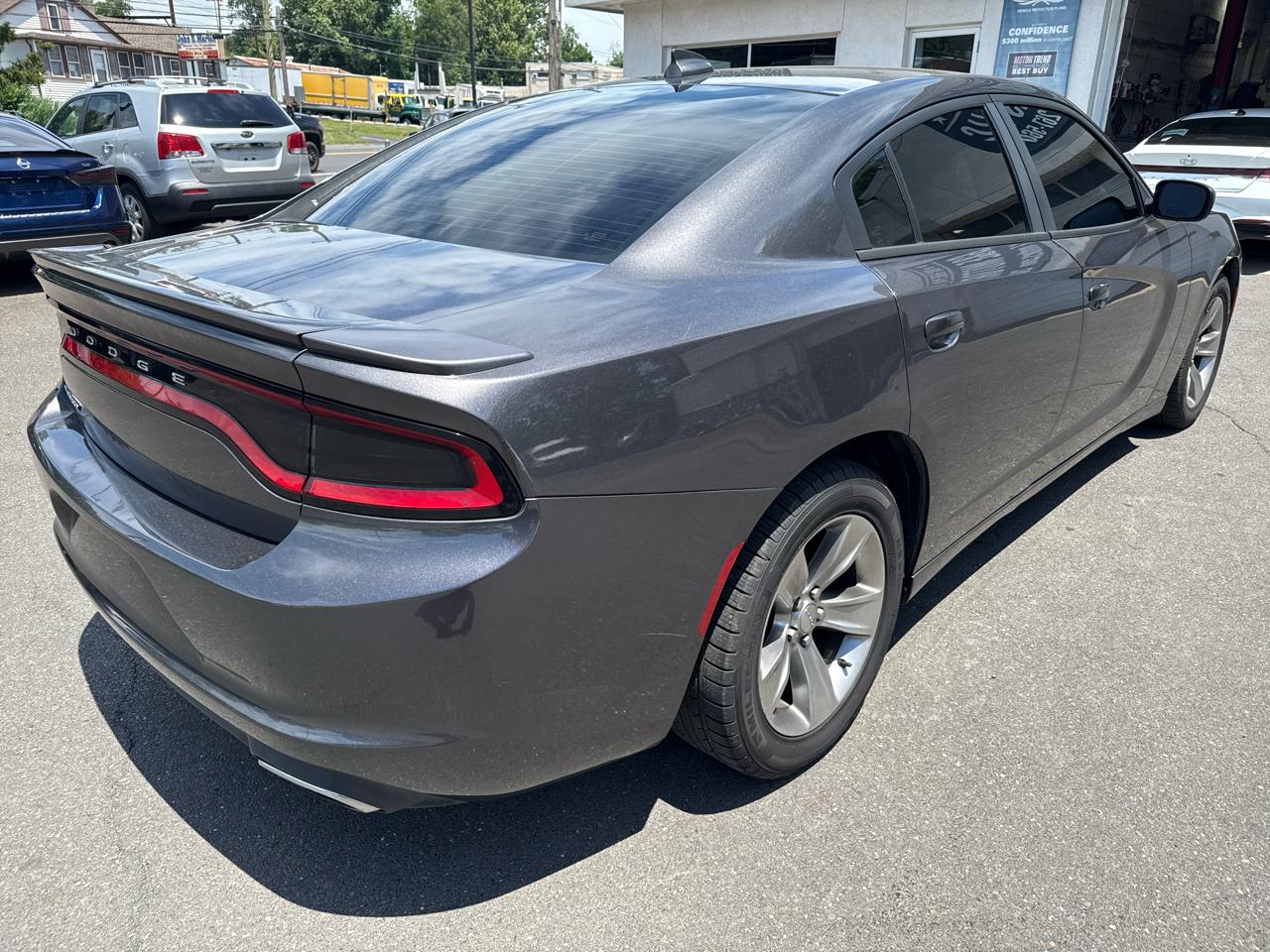 Dodge Charger SXT 2016
