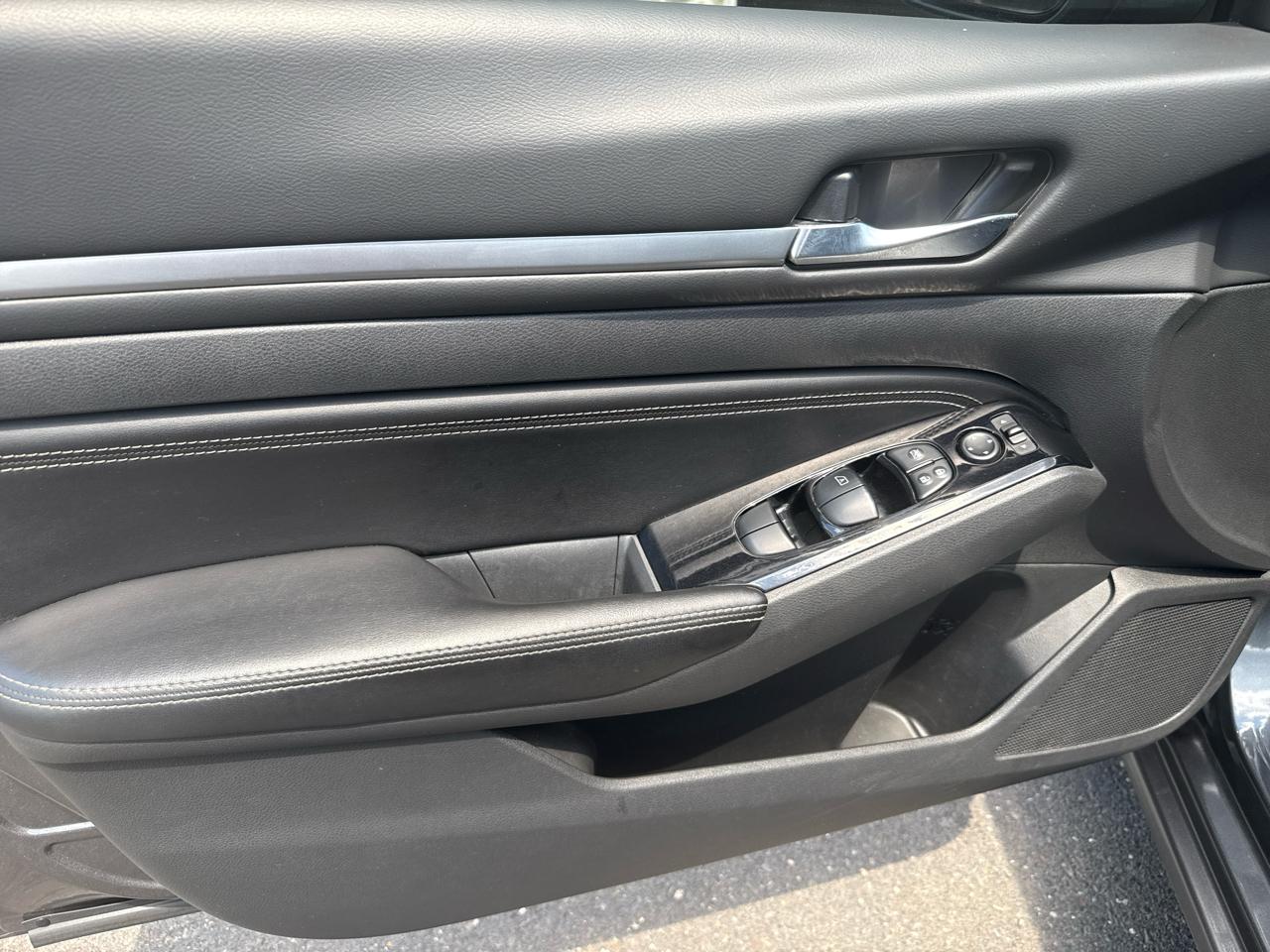 Nissan Altima 2.5 SV 2023