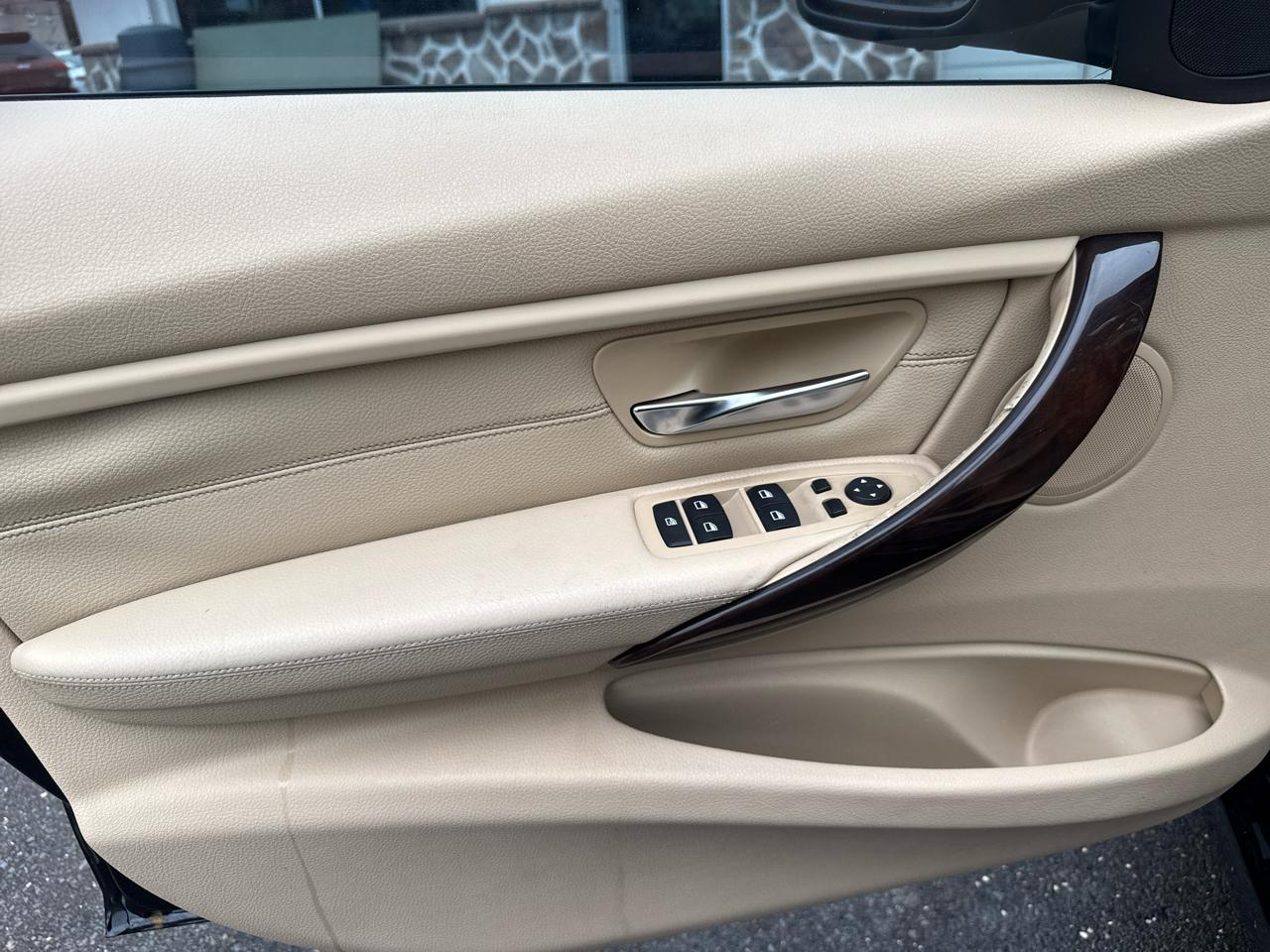 BMW 3-Series 328i xDrive Sedan 2015