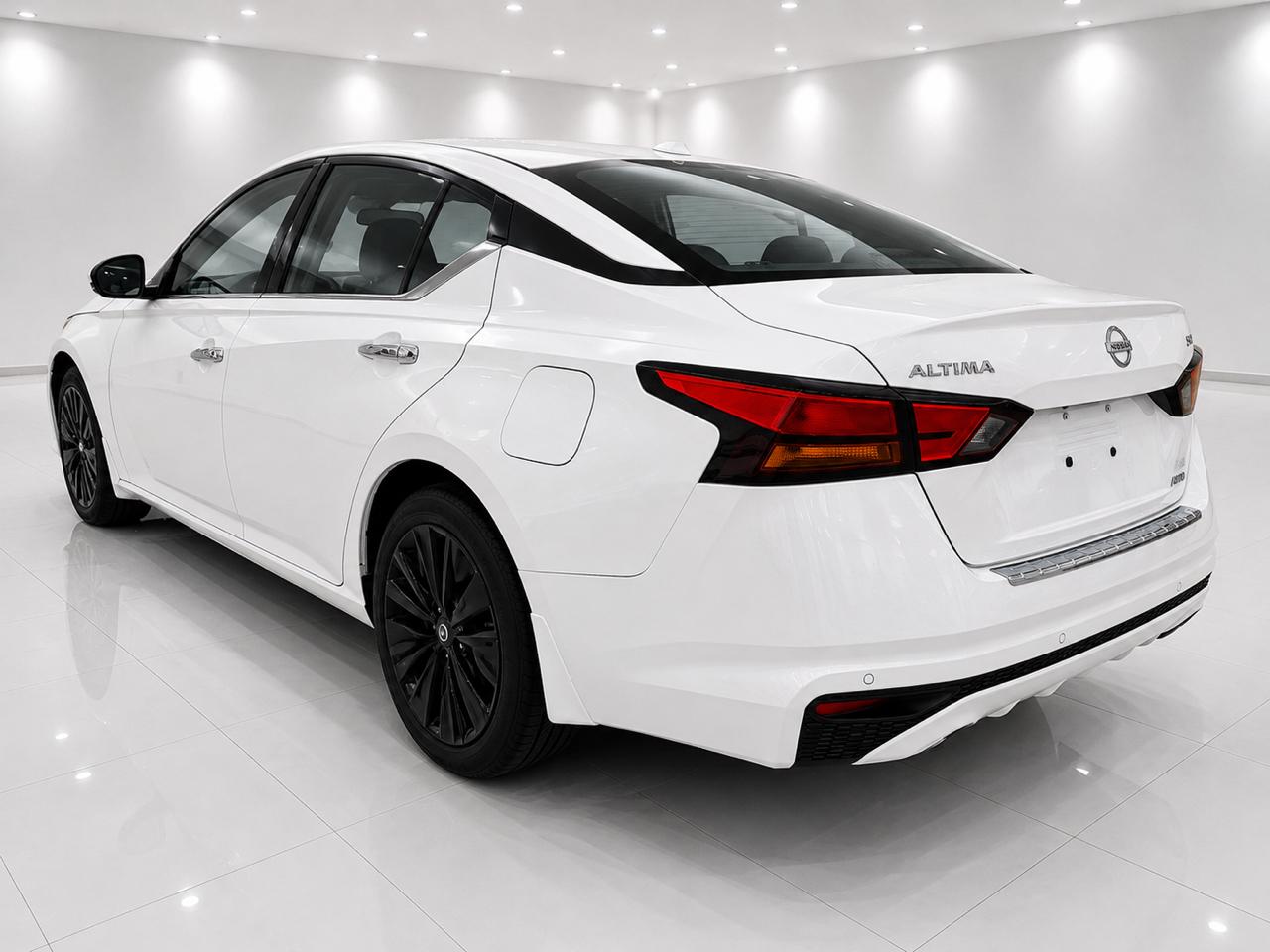 Nissan Altima  2020