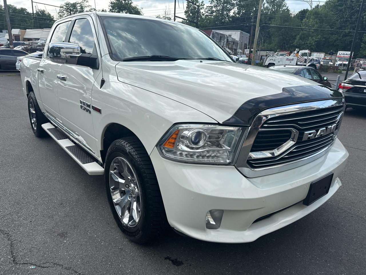 2018 RAM 1500 4WD Crew Cab 149" Limited