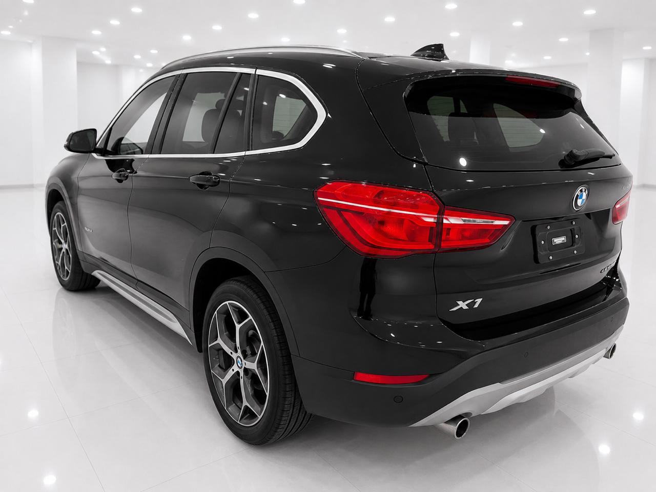 BMW X1  2018