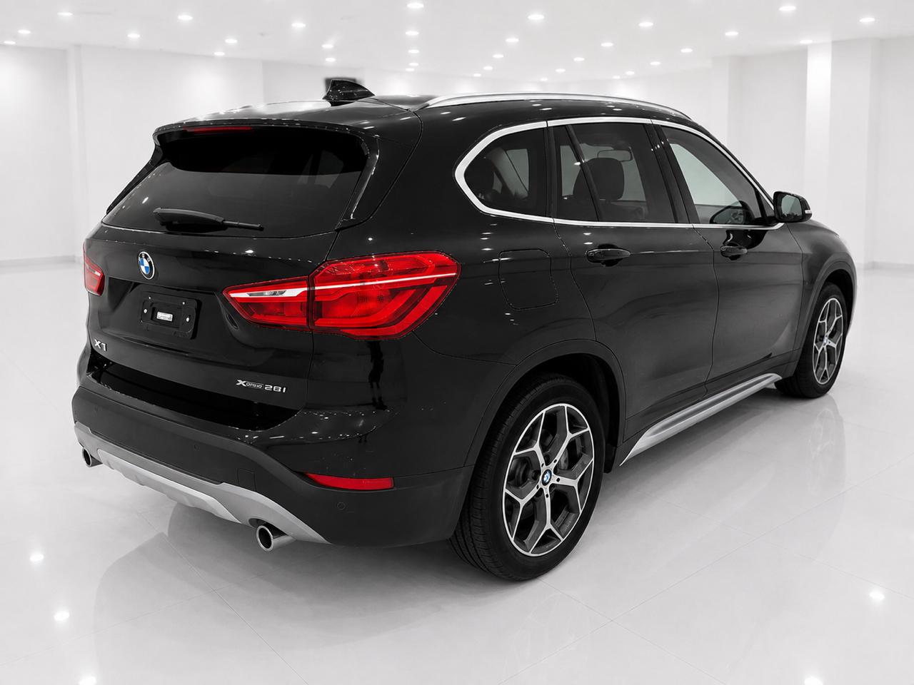 BMW X1  2018